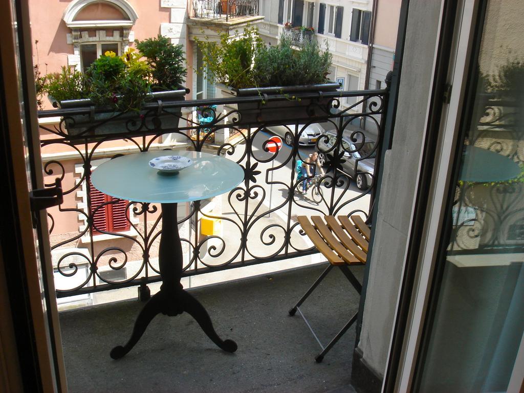 Dakini'S Bed & Breakfast Zürich Exteriör bild